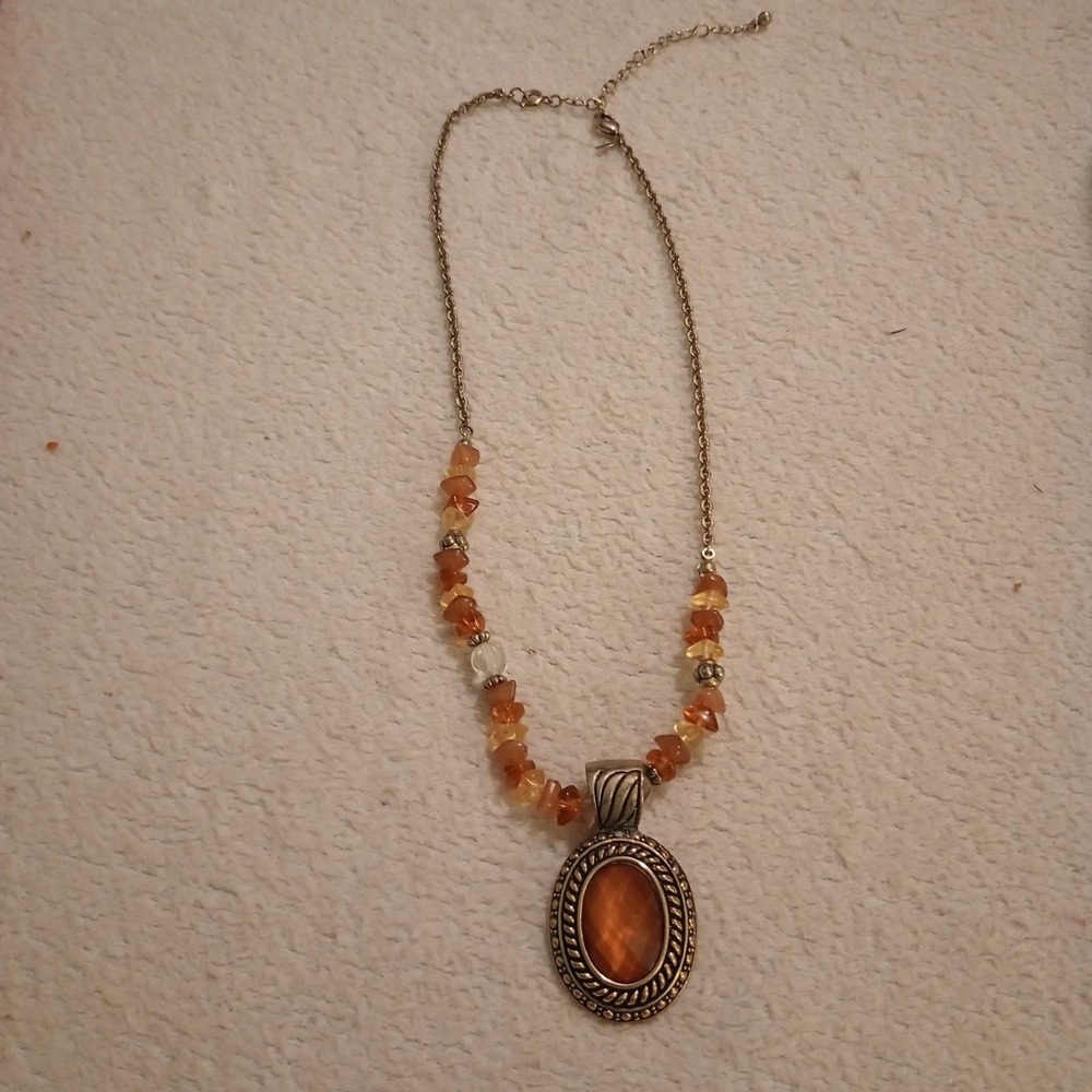 Vintage Avon Faux Amber Faceted Stone Necklace Medallion Necklace